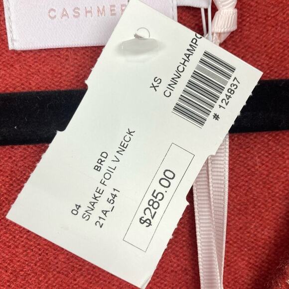 New BRODIE CASHMERE V Neck Sweater in Cinnamon/Champagne - Picture 8 of 13